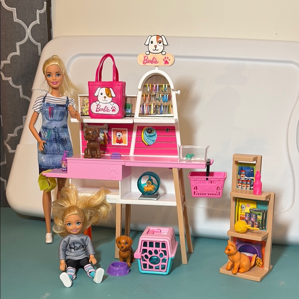 Barbie Pet Boutique Playset with Accessories